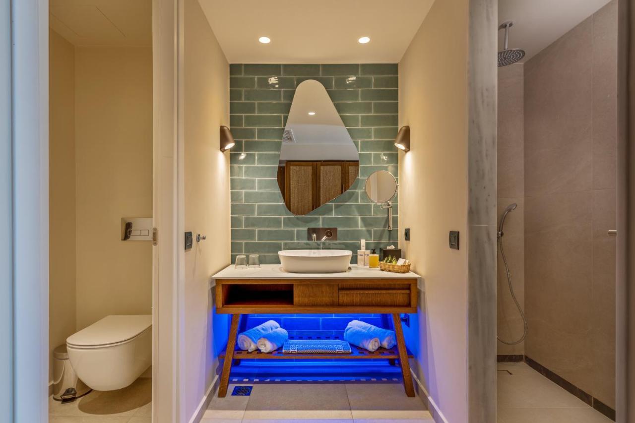 Minos Ambassador Suites & Spa - Adults Only 레팀노 외부 사진