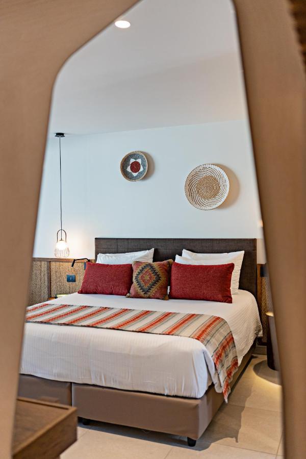 Minos Ambassador Suites & Spa - Adults Only 레팀노 외부 사진