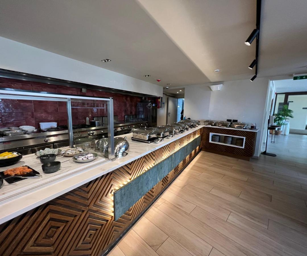 Minos Ambassador Suites & Spa - Adults Only 레팀노 외부 사진